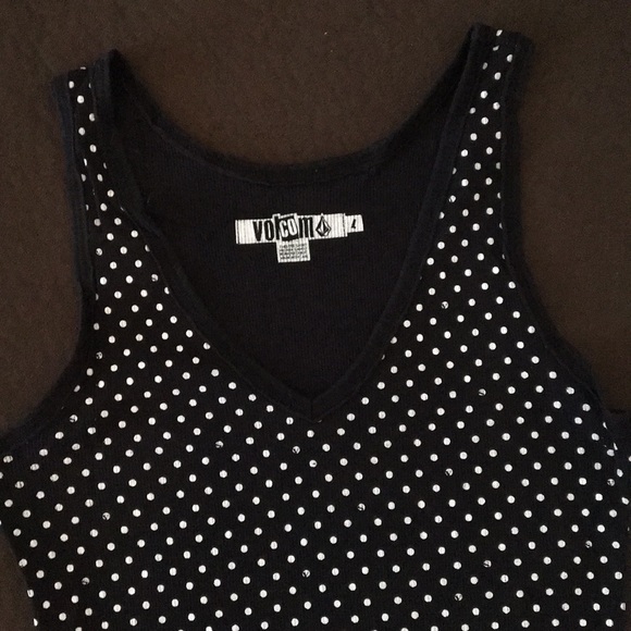 Volcom tank size Large - Picture 2 of 6